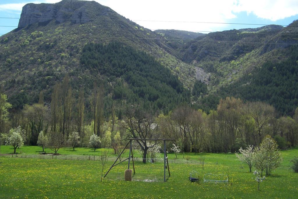 La Petite Maison 05 Trescléoux Dış mekan fotoğraf