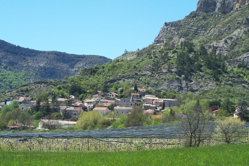 La Petite Maison 05 Trescléoux Dış mekan fotoğraf