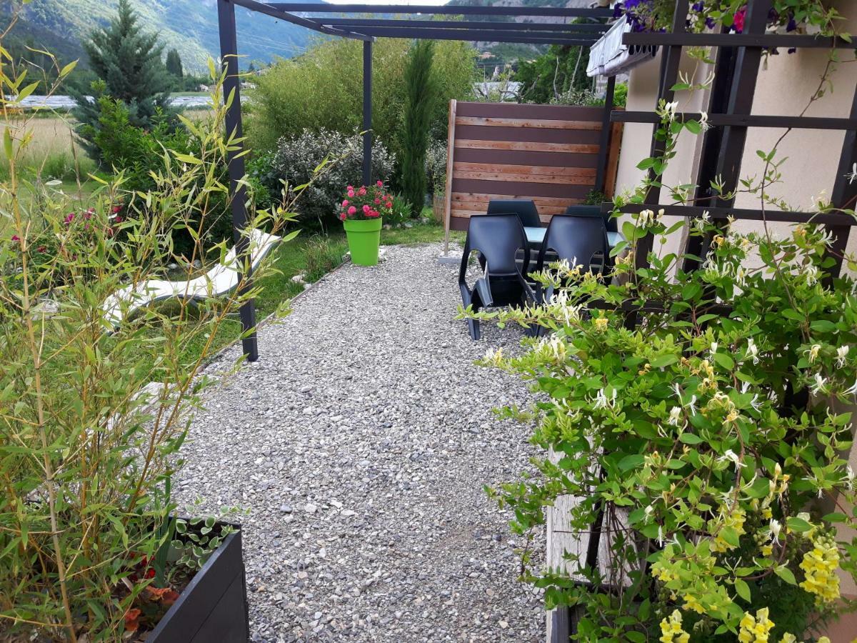 La Petite Maison 05 Trescléoux Dış mekan fotoğraf