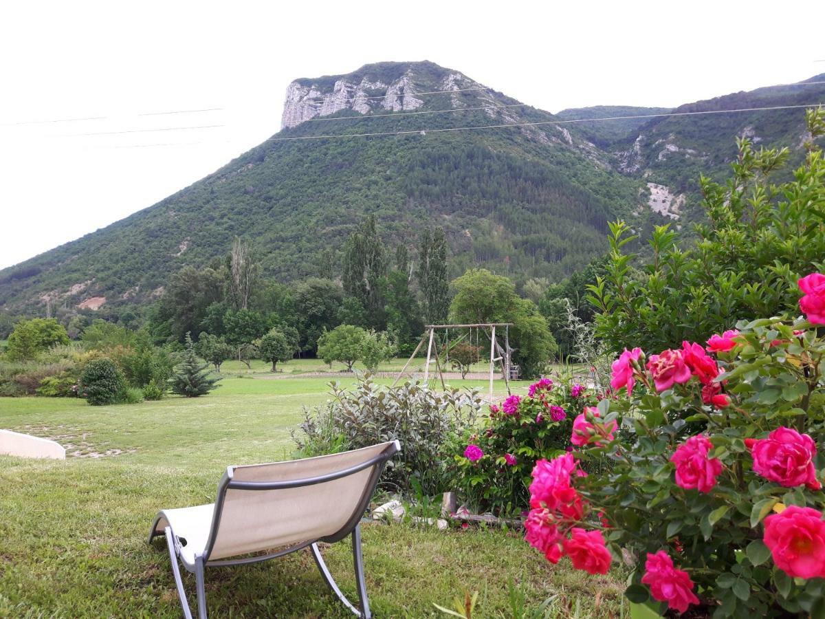 La Petite Maison 05 Trescléoux Dış mekan fotoğraf